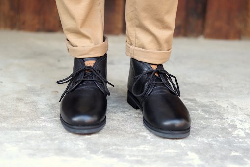 nava-apparel-mens-veldskoen-black-leather-desert-shoes-chukka
