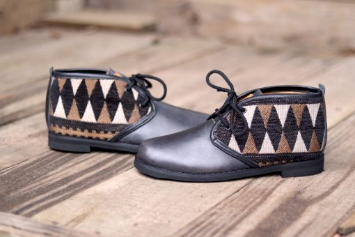 nava-apparel-womens-veldskoen-zulu-black-leather-tribal-pattern-desert-shoe-zulu-collection