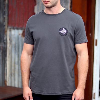 nava-apparel-mens-compass-t-shirt-charcoal