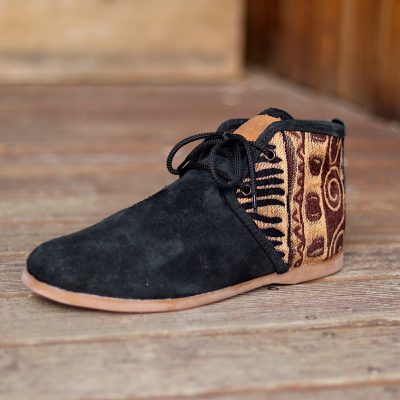 womens-vellies-khoisan-black-suede